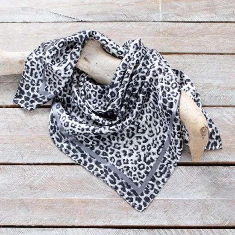 Scarves * | Snow Leopard Wild Rag