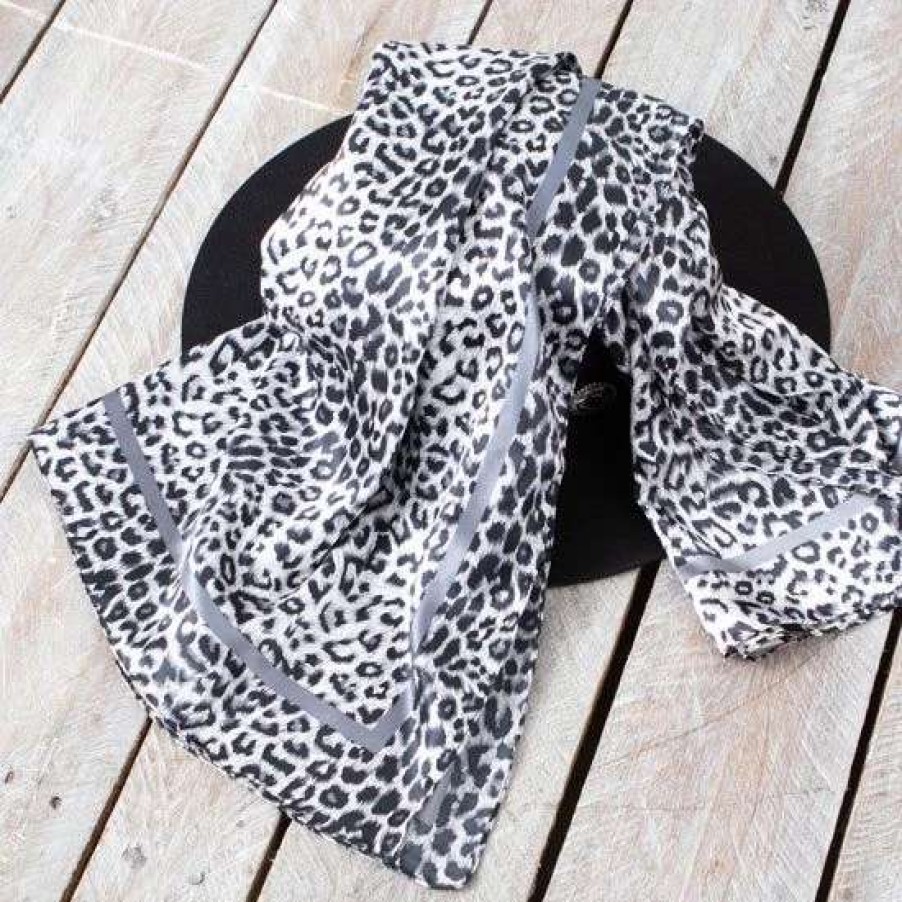 Scarves * | Snow Leopard Wild Rag