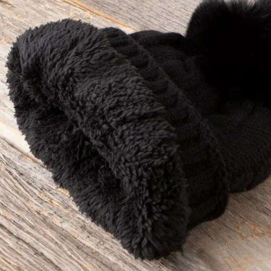 Winter Accessories * | Black Classic Pom Hat